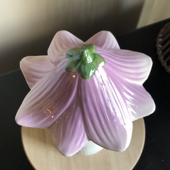 Purple White Ceramic Flower Accent Decor - Picture 2 of 6